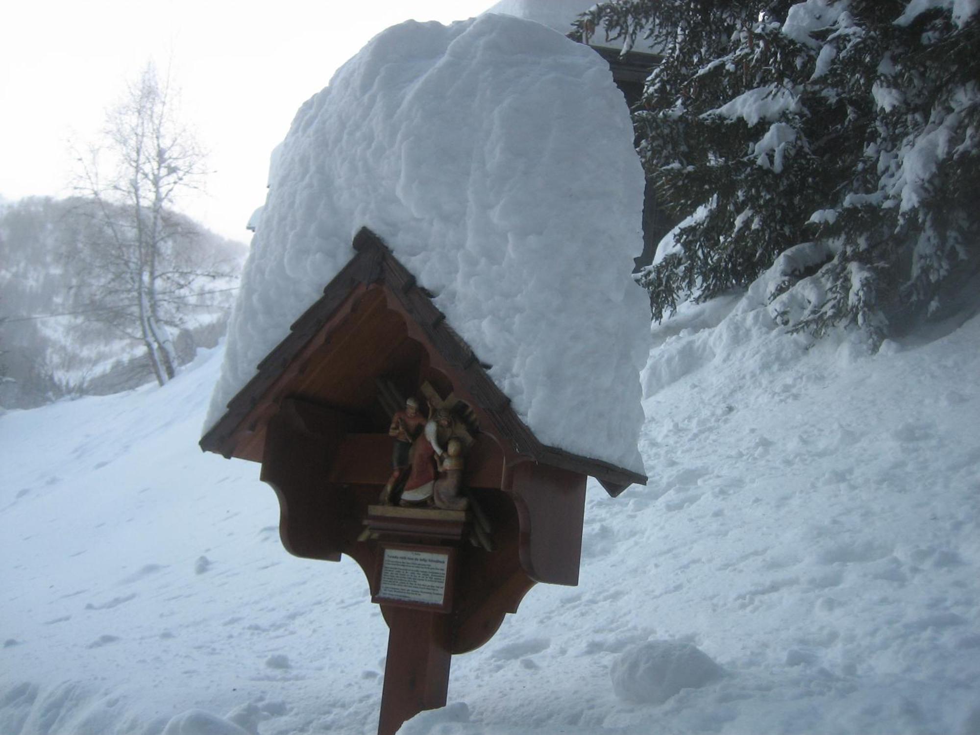 Haus Ursula Lägenhet Kals-am Großglockner Exteriör bild