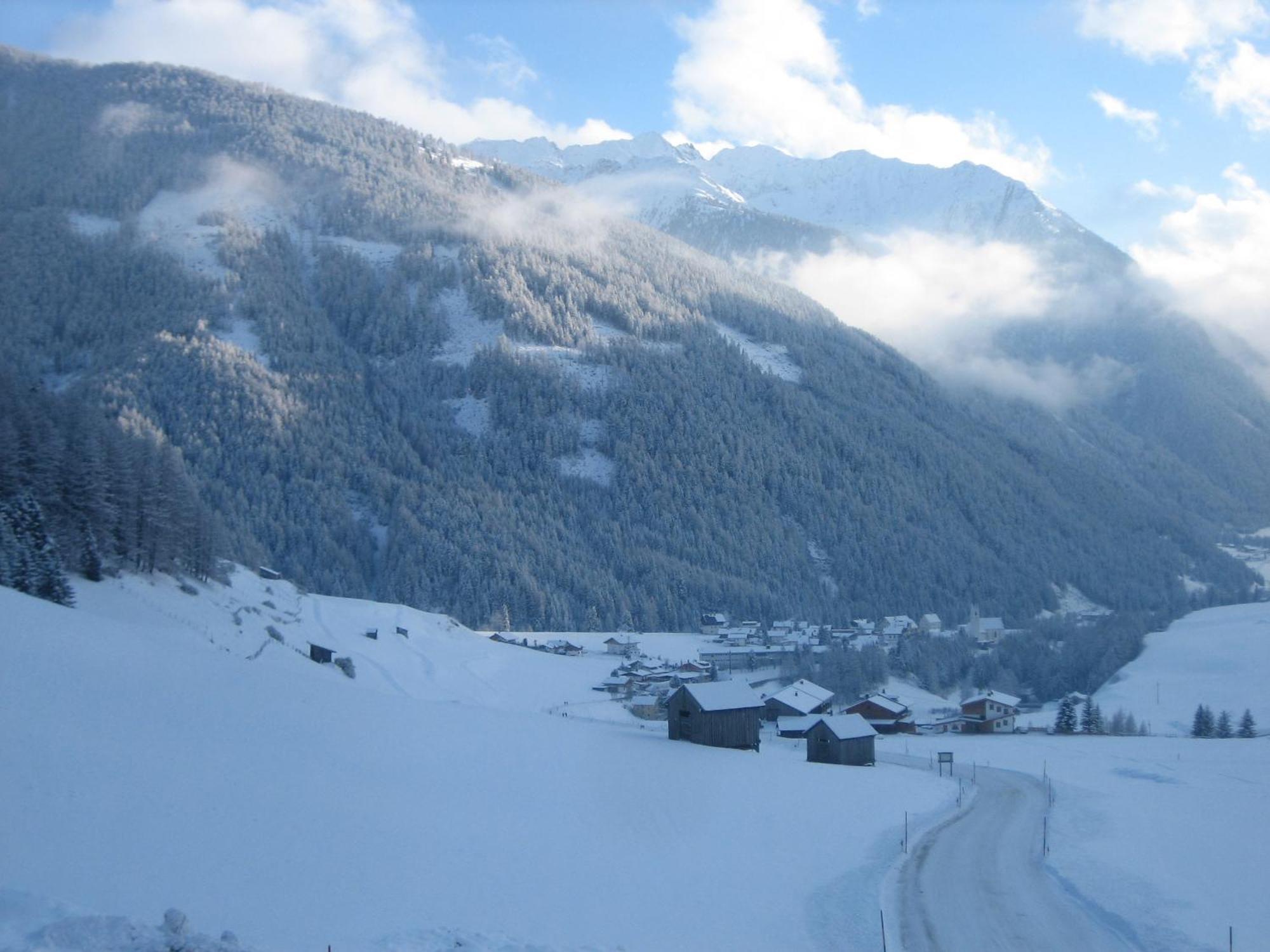 Haus Ursula Lägenhet Kals-am Großglockner Exteriör bild