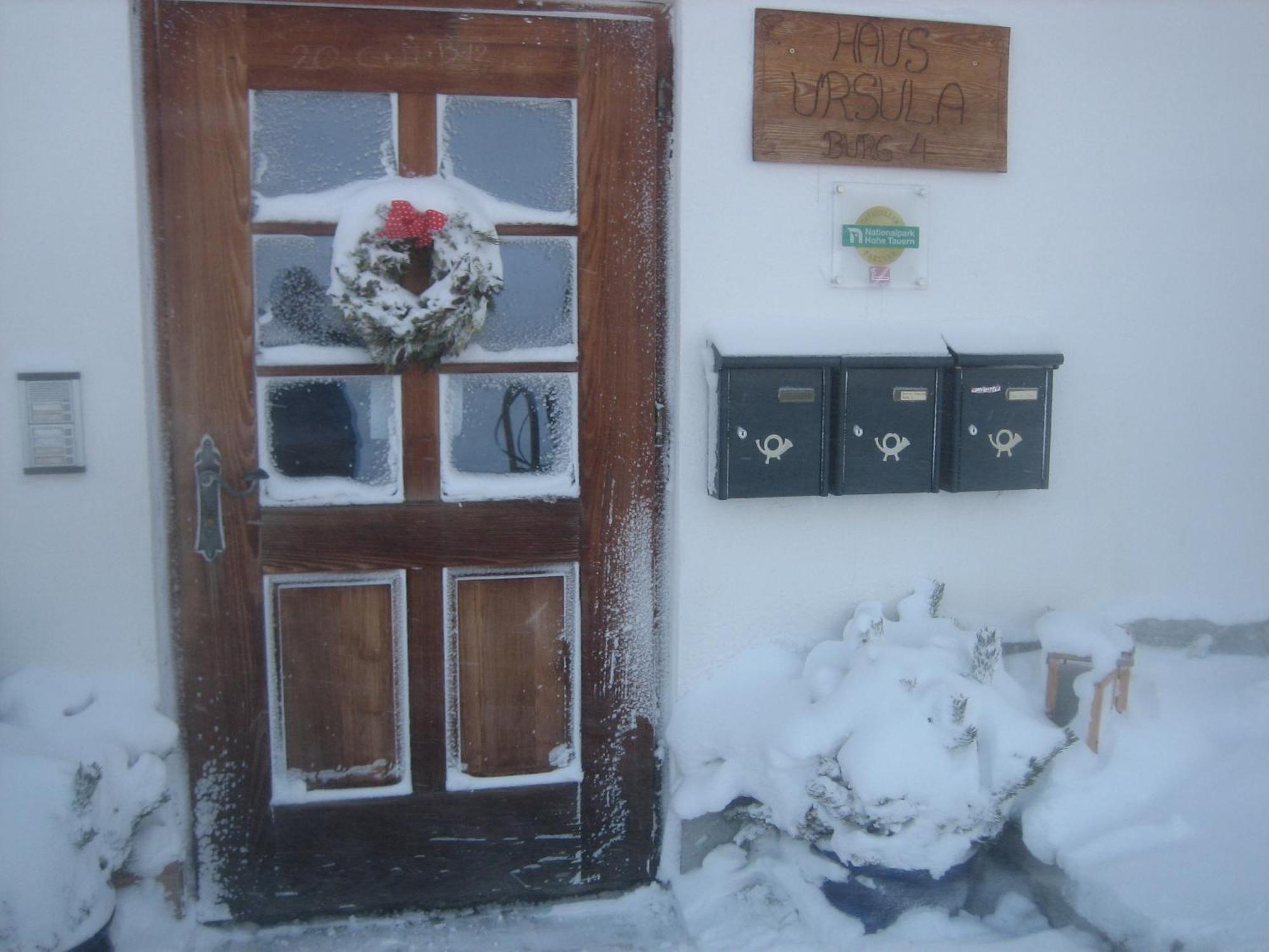 Haus Ursula Lägenhet Kals-am Großglockner Exteriör bild