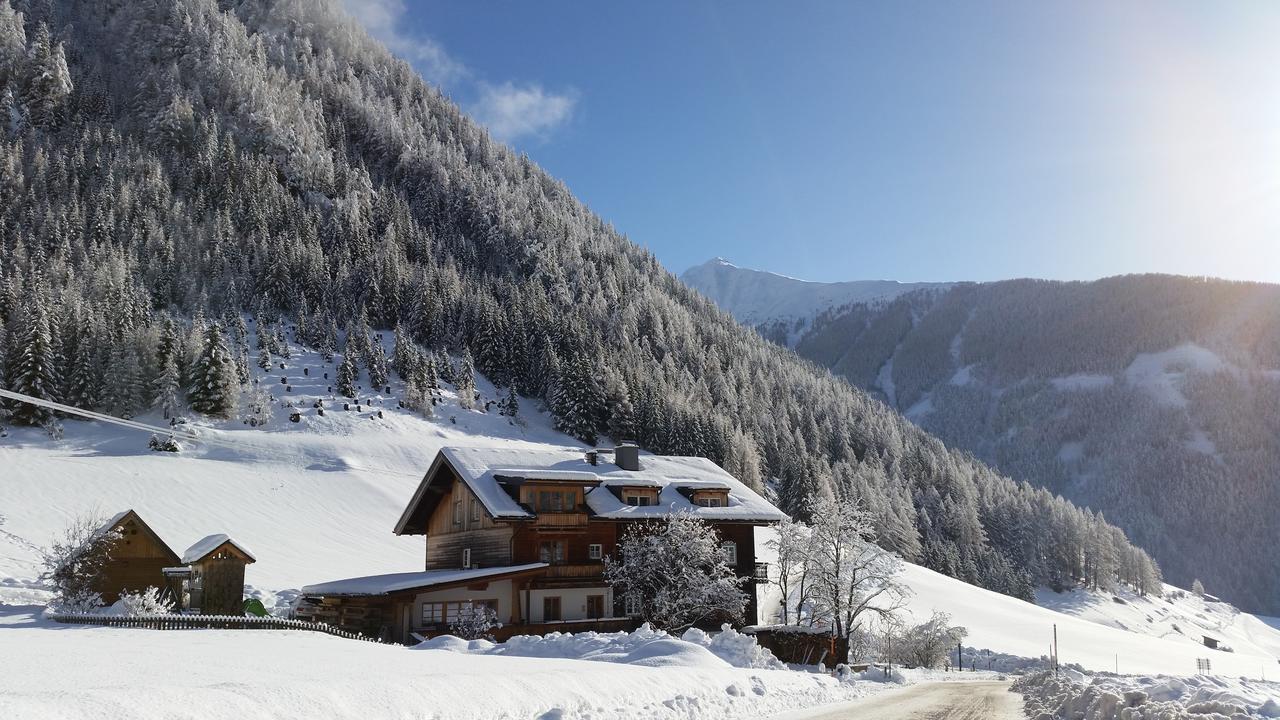 Haus Ursula Lägenhet Kals-am Großglockner Exteriör bild
